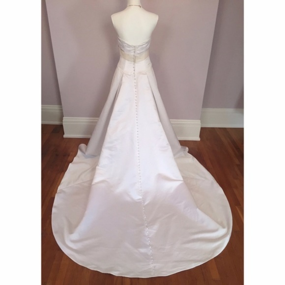 NWT Alfred Angelo Wedding Dress - Picture 4 of 4